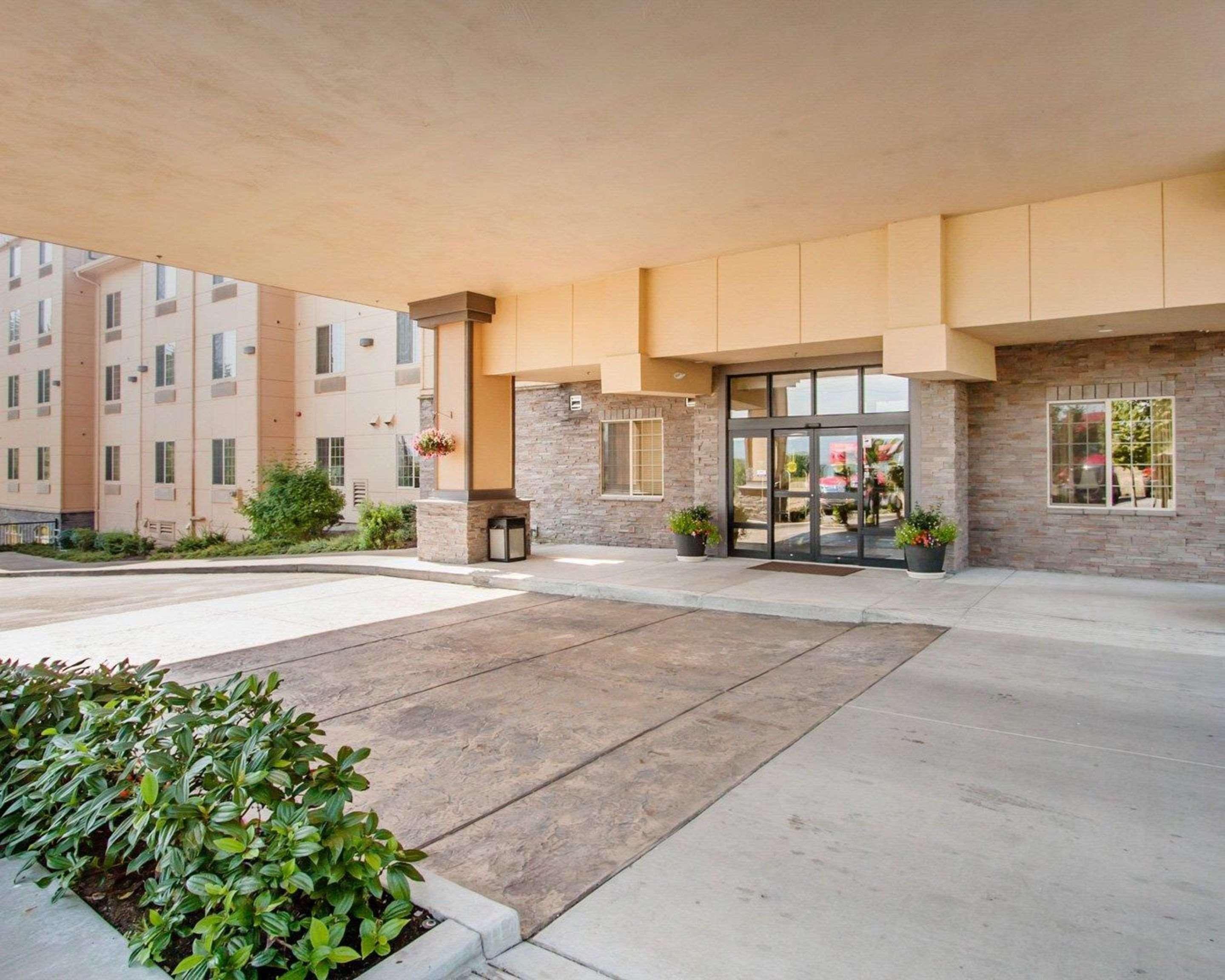 Comfort Suites Eugene Esterno foto